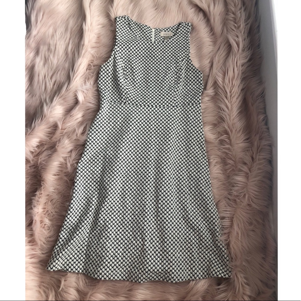 Black and White Pattern Loft Dress